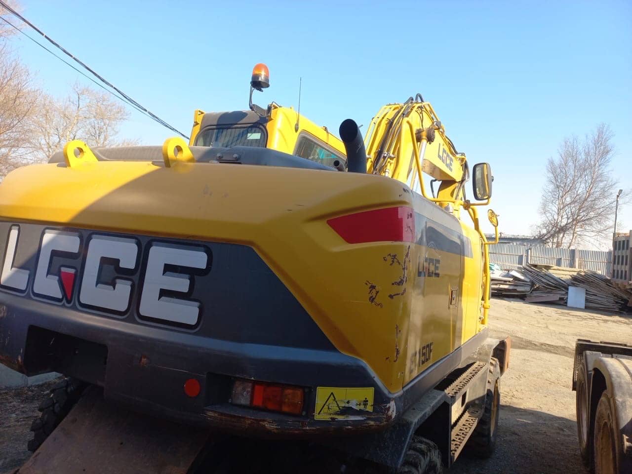 SDLG/LGCE E7150F,  1 км, 2023 года в лизинг