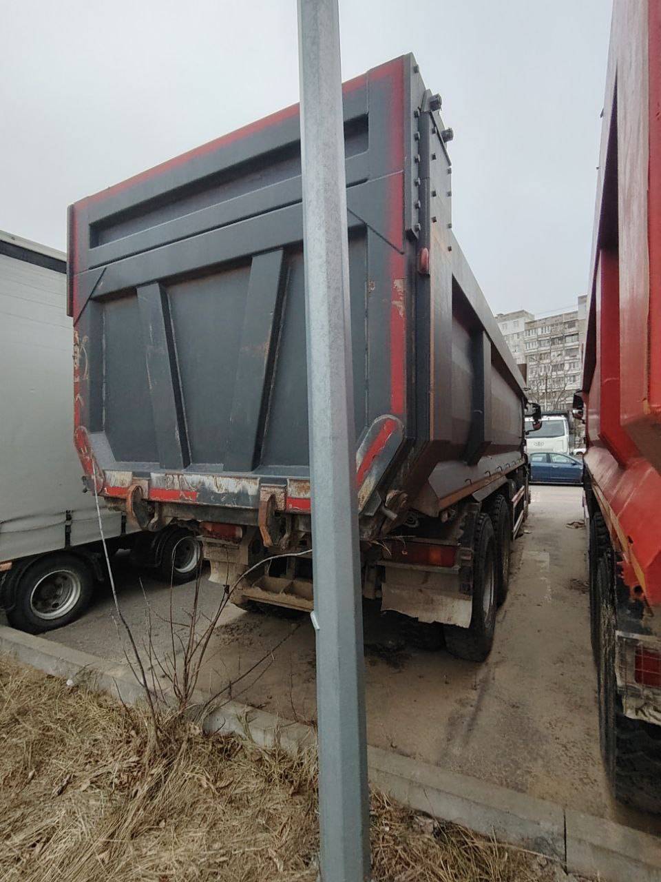 Sitrak ZZ3316V386ME Лот 000000388