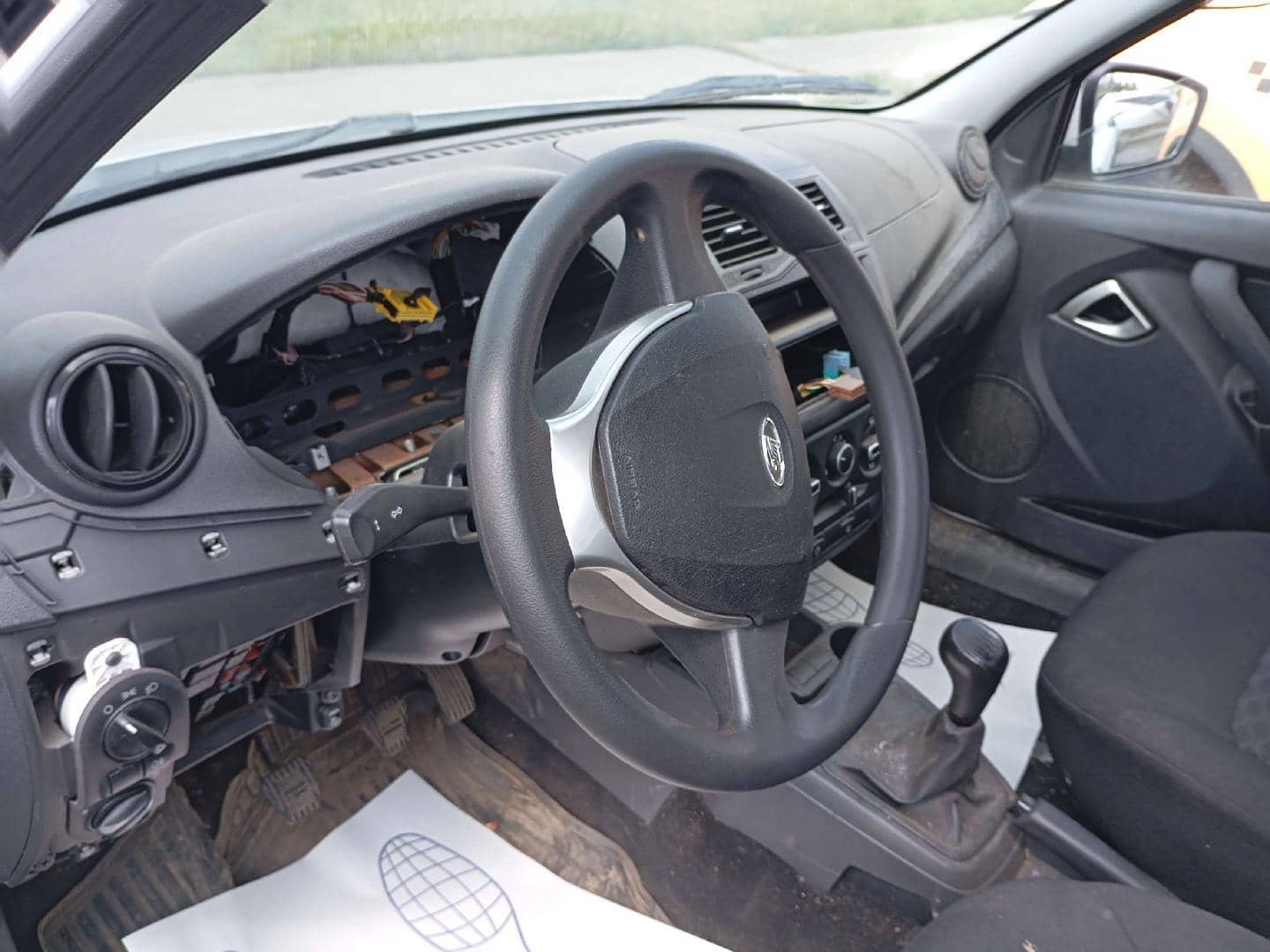 Lada Granta седан,  100 000 км, 2023 года в лизинг