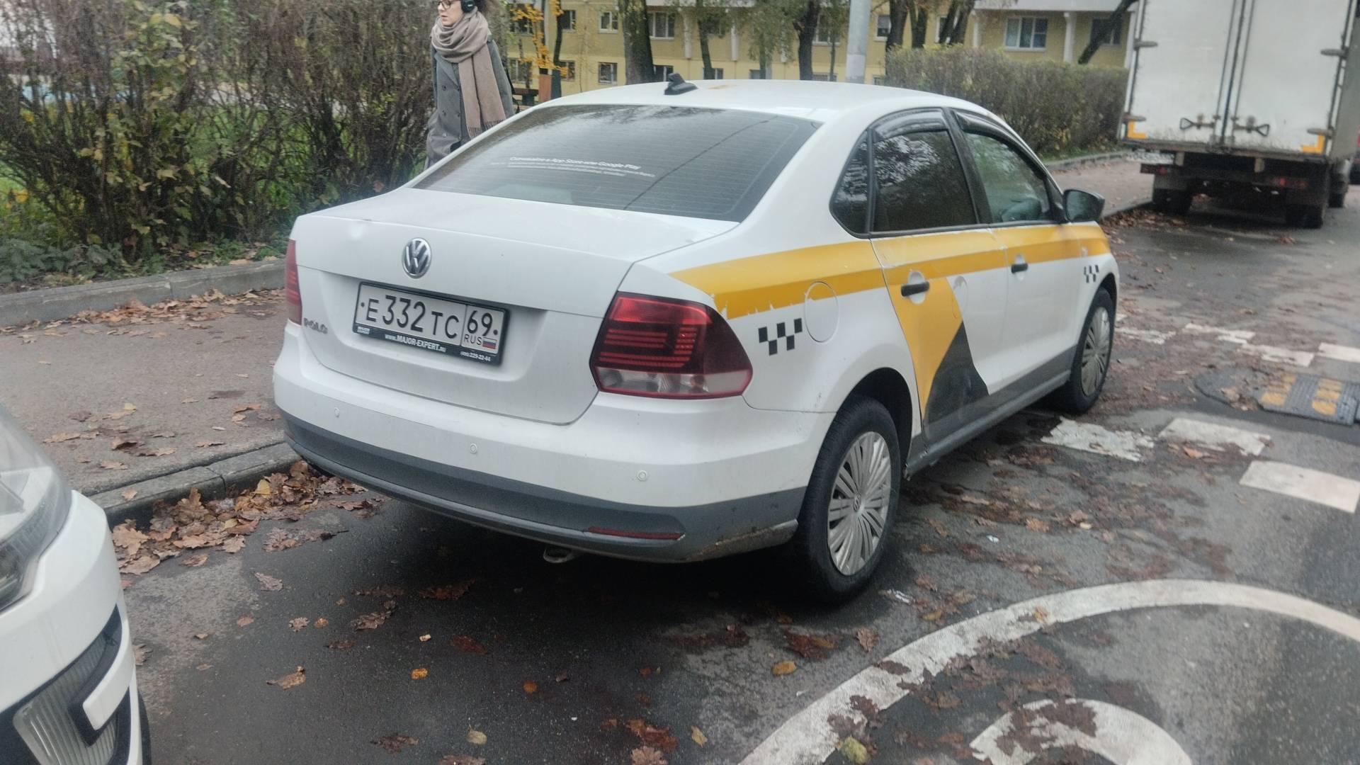 Volkswagen Polo,  326 272 км, 2018 года в лизинг