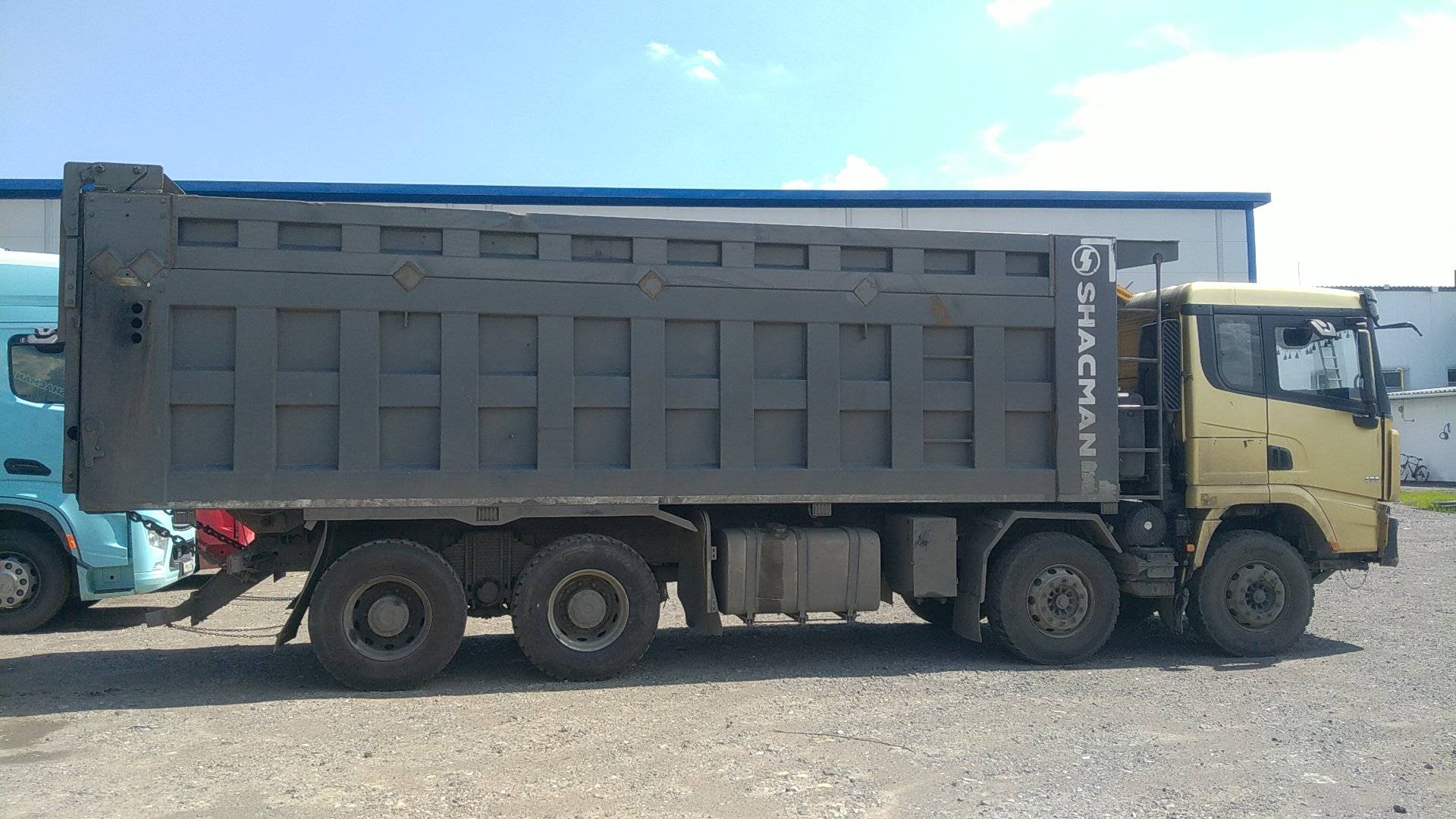 Shacman SX33186V366,  160 468 км, 2021 года