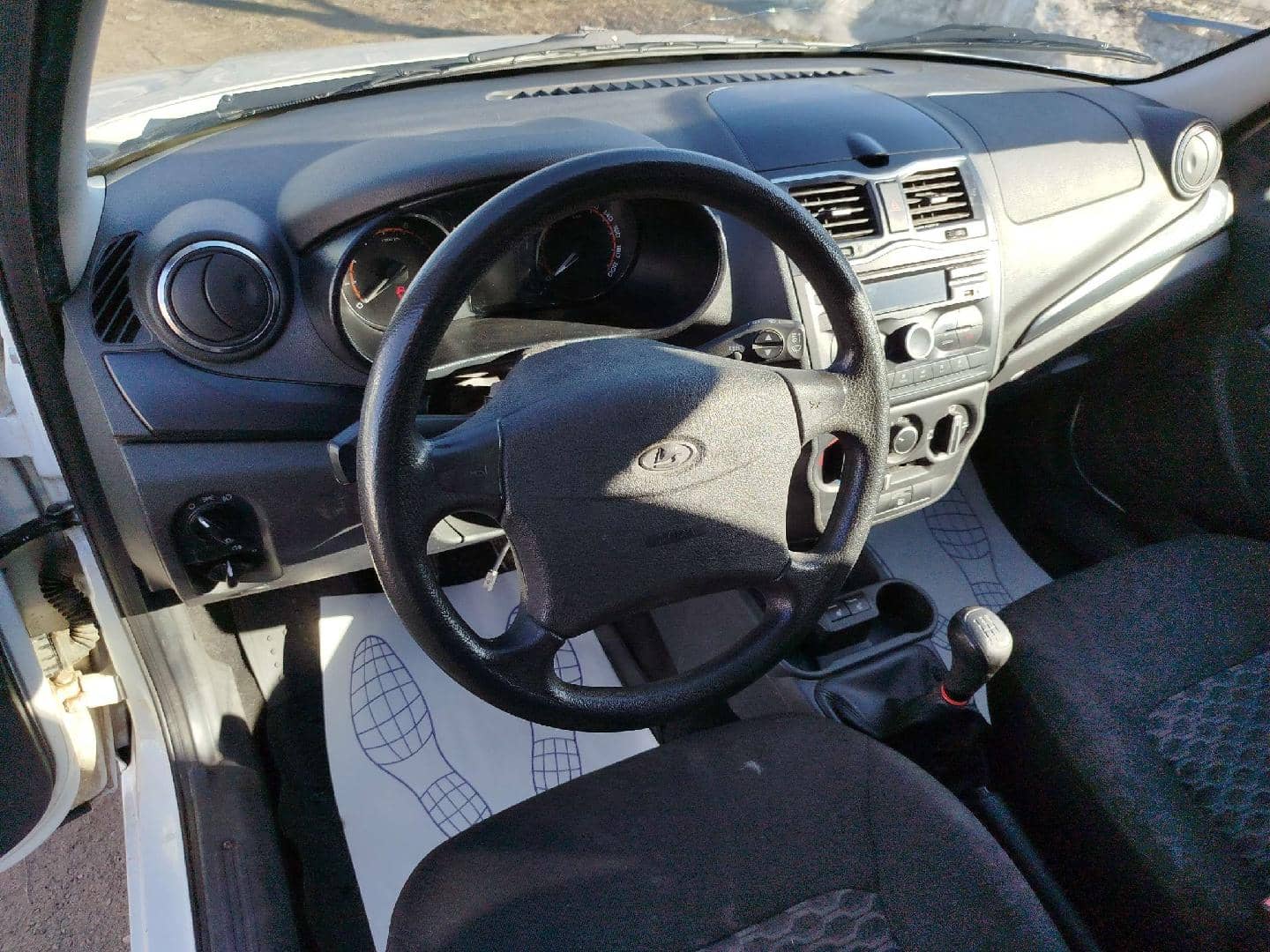 Lada Granta седан,  79 406 км, 2023 года в лизинг
