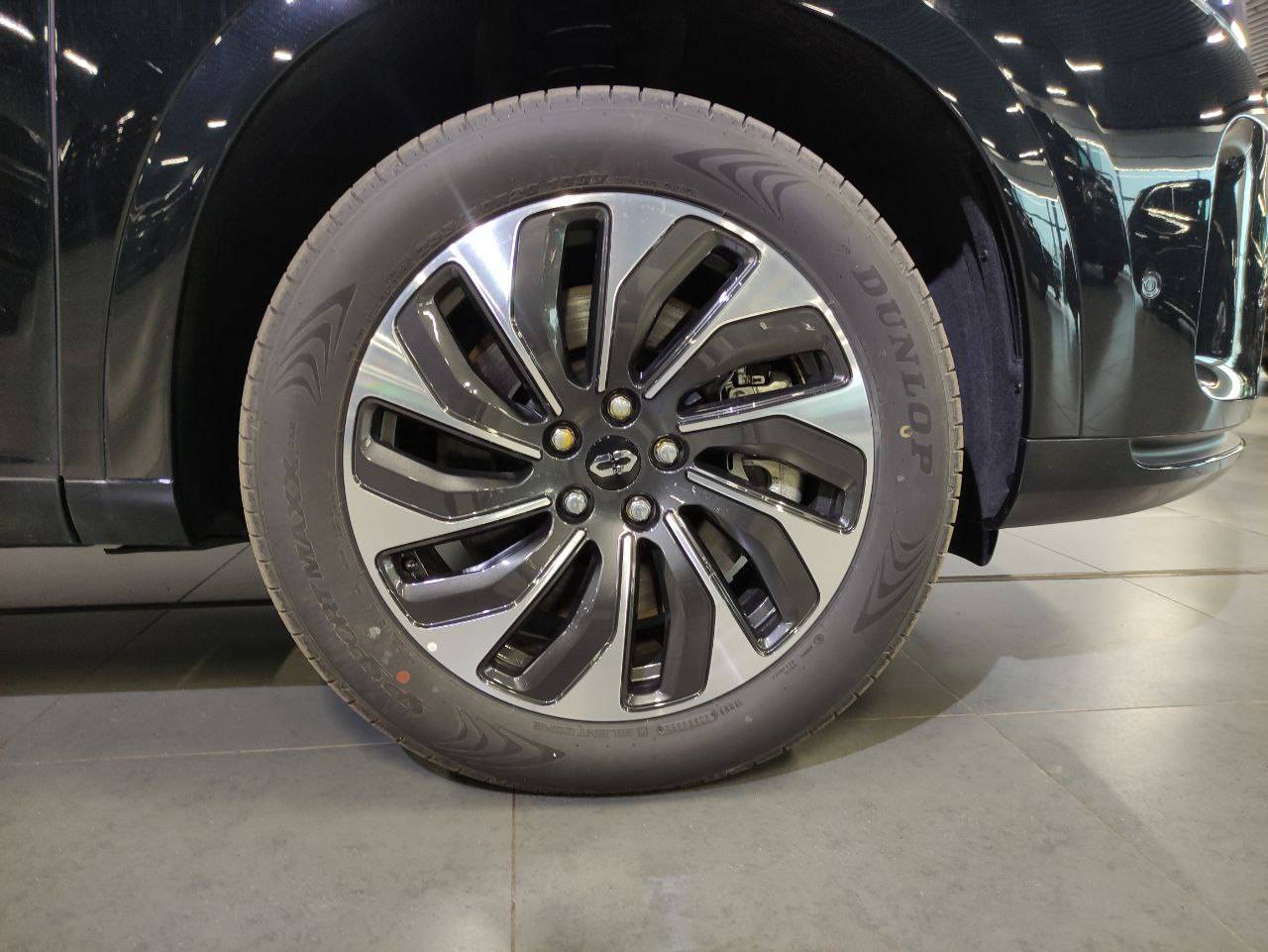 AITO M7 Luxury 4WD 6seats