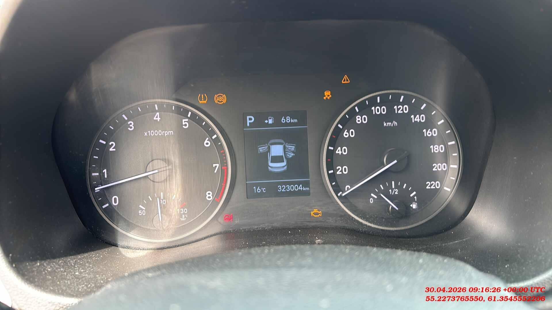 Hyundai Solaris,  323 004 км, 2018 года