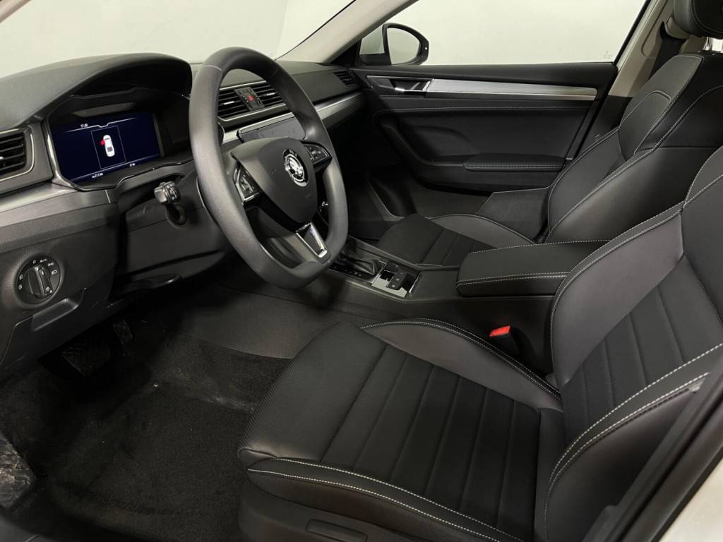 Skoda Superb Exclusive 1.4 TSI DSG-7