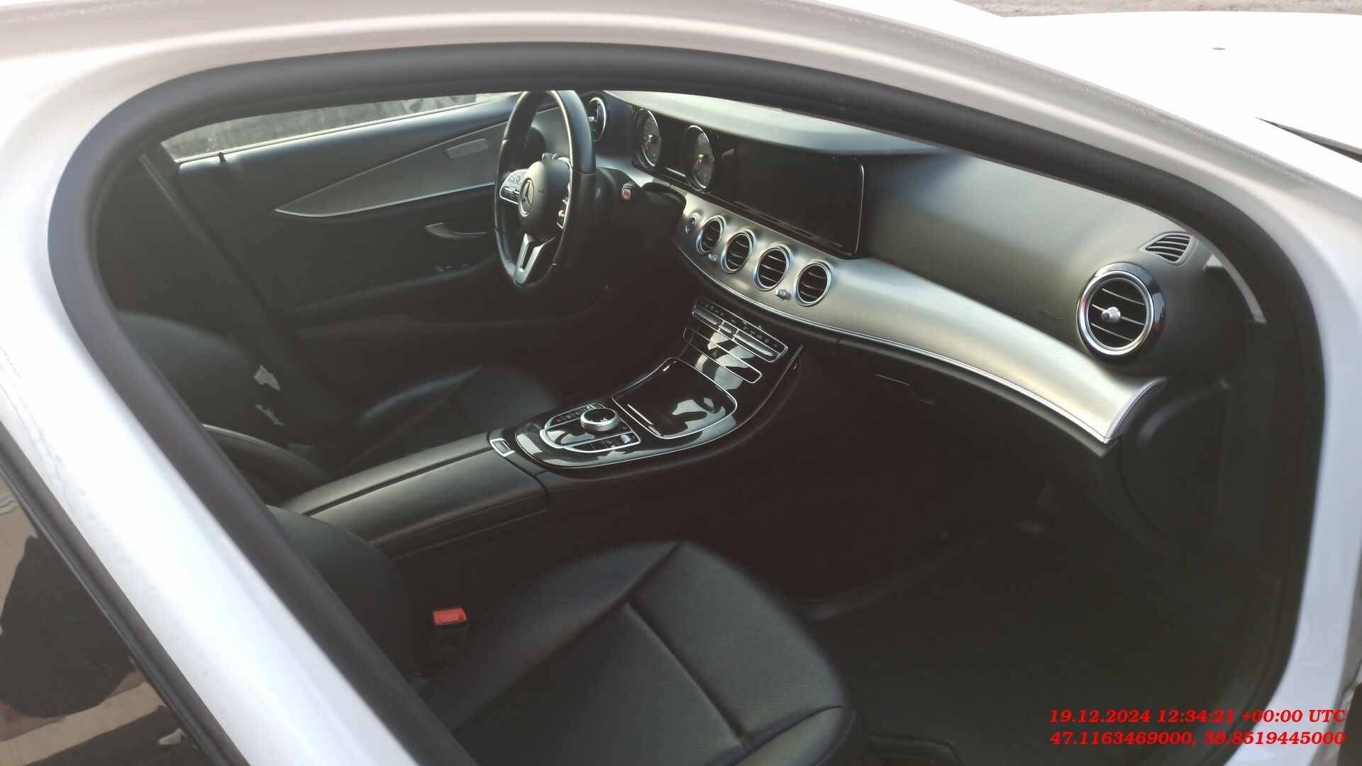 Mercedes-Benz E седан,  236 147 км, 2018 года в лизинг