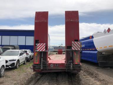 Компания СпецПрицеп Тяжеловоз низкорамный 9942L5