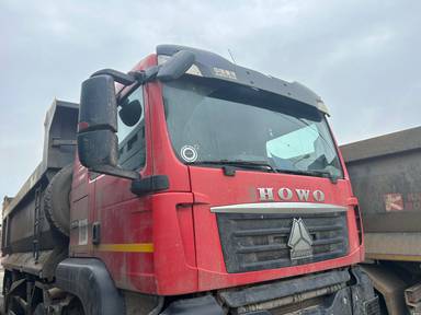 HOWO ZZ3317V386GE1 8х4