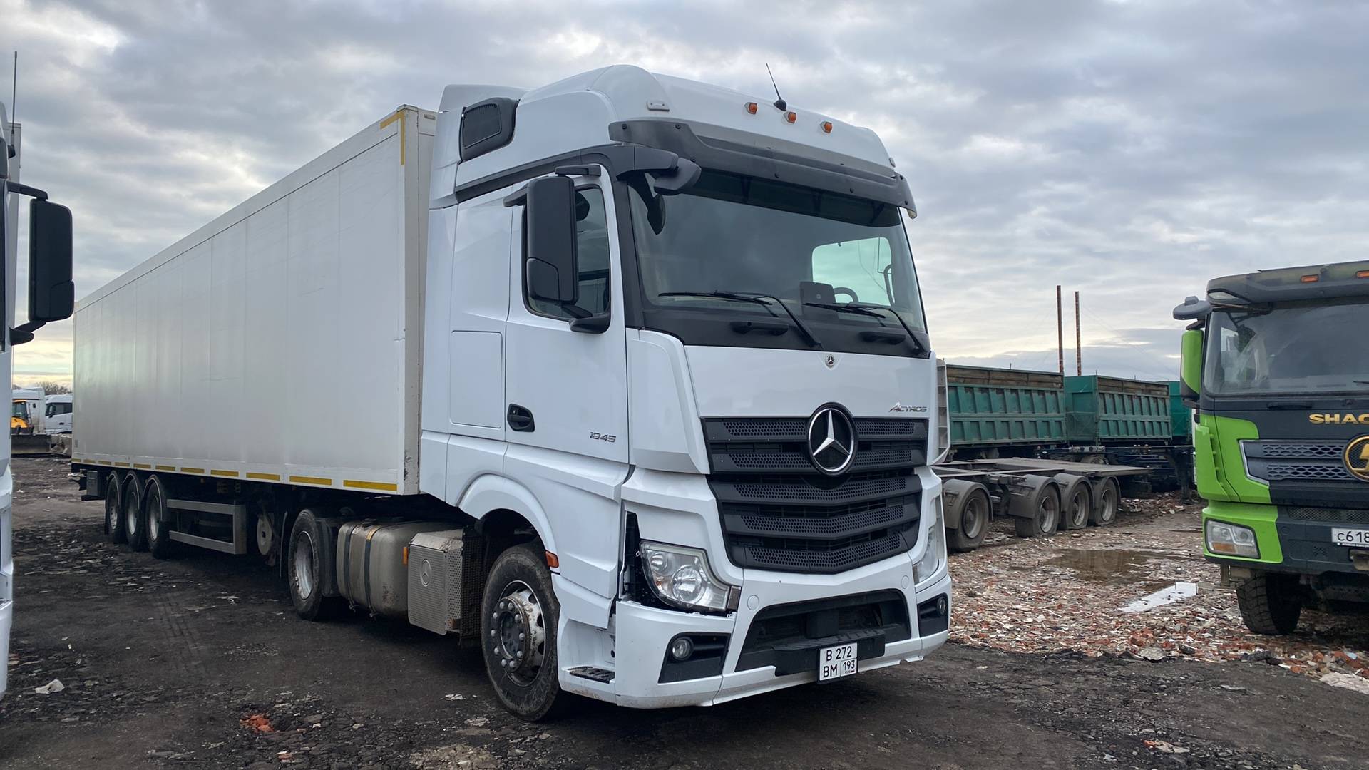 Mercedes-Benz Actros 5 1845 LS 4x2 (BigSpace),  563 501 км, 2021 года в лизинг