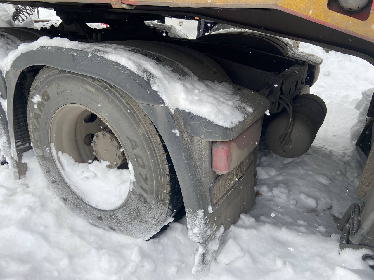 FAW CA4250P77K25T1E5 6x4,  126 776 км, 2024 года в лизинг