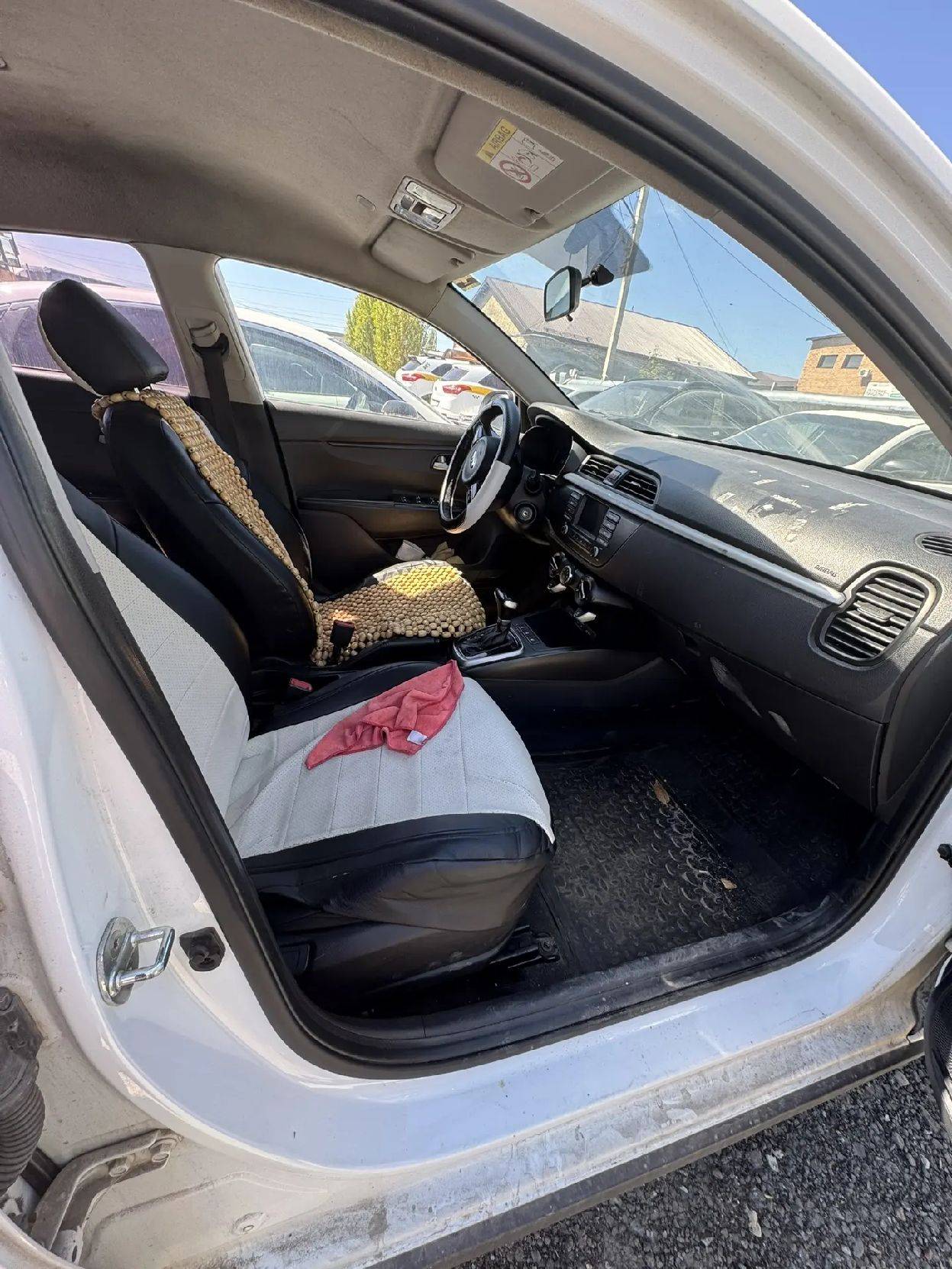 KIA Rio,  304 953 км, 2019 года в лизинг