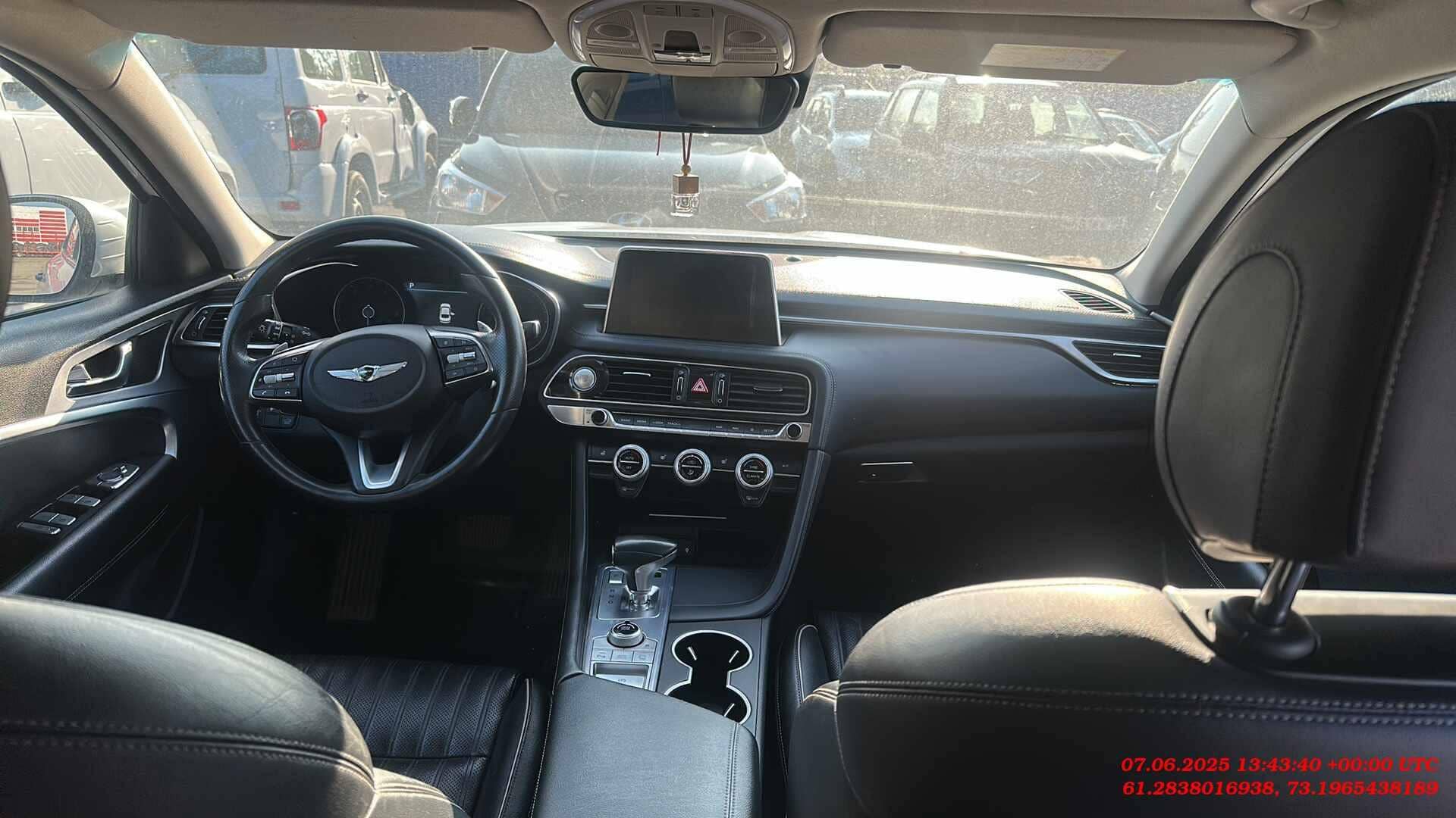Genesis G70,  116 720 км, 2019 года