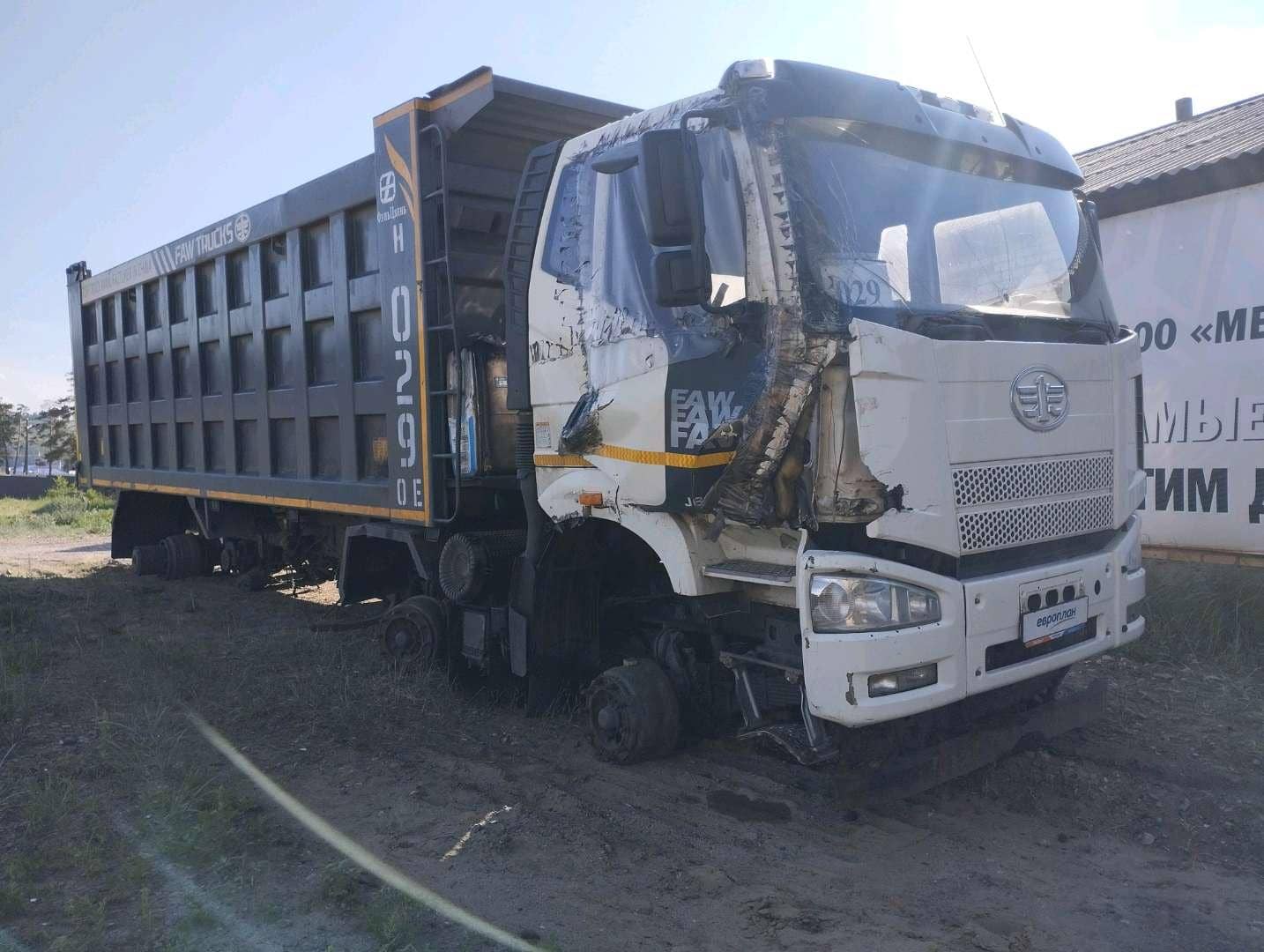 FAW CA3310P66K24T4E4 8x4 (E4),  100 000 км, 2023 года в лизинг