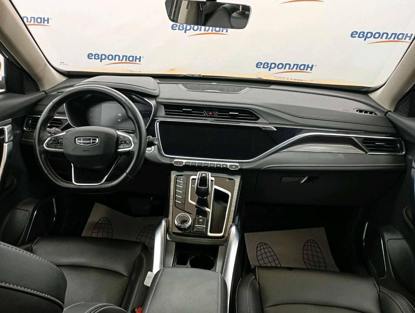 Geely Atlas Pro,  239 501 км, 2023 года в лизинг