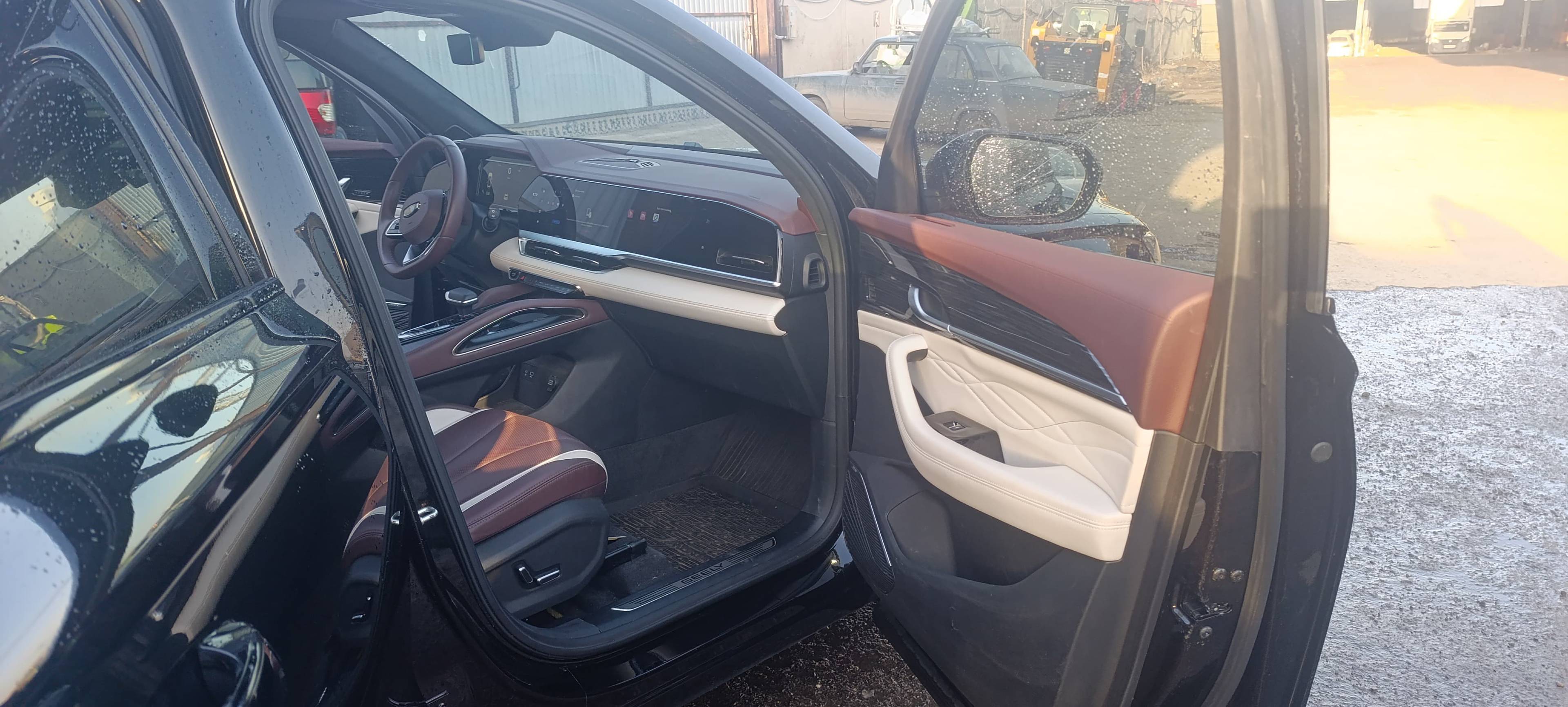 Geely Monjaro,  51 750 км, 2023 года в лизинг