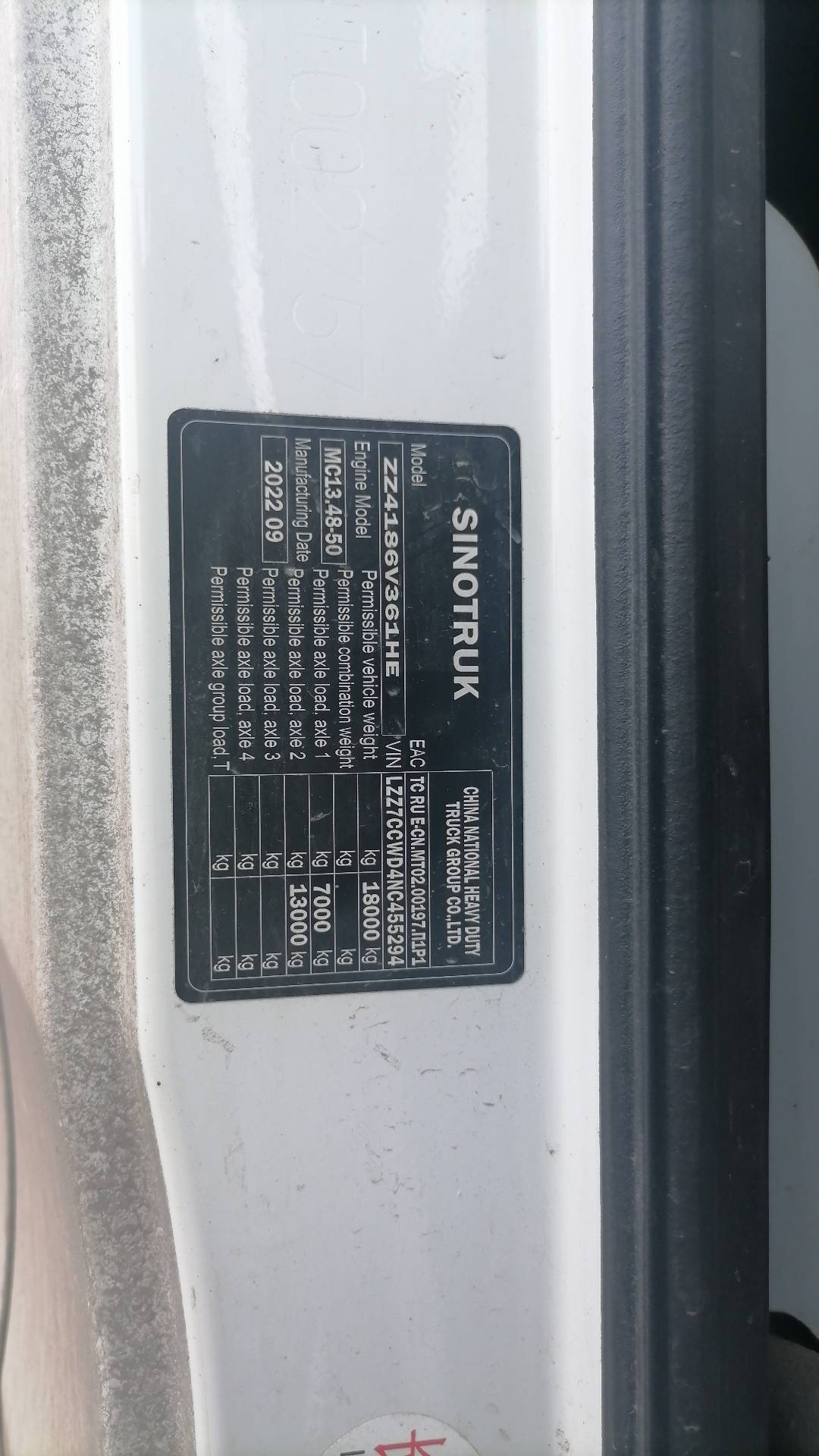 Sitrak С7Н MAX 6×4 ZZ4256V364HE,  266 739 км, 2022 года в лизинг