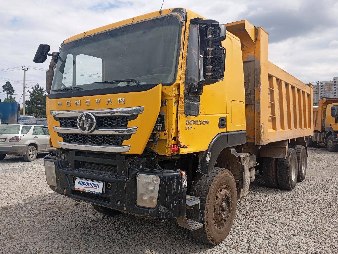 HONGYAN CQ3266HV35,  215 499 км, 2022 года в лизинг