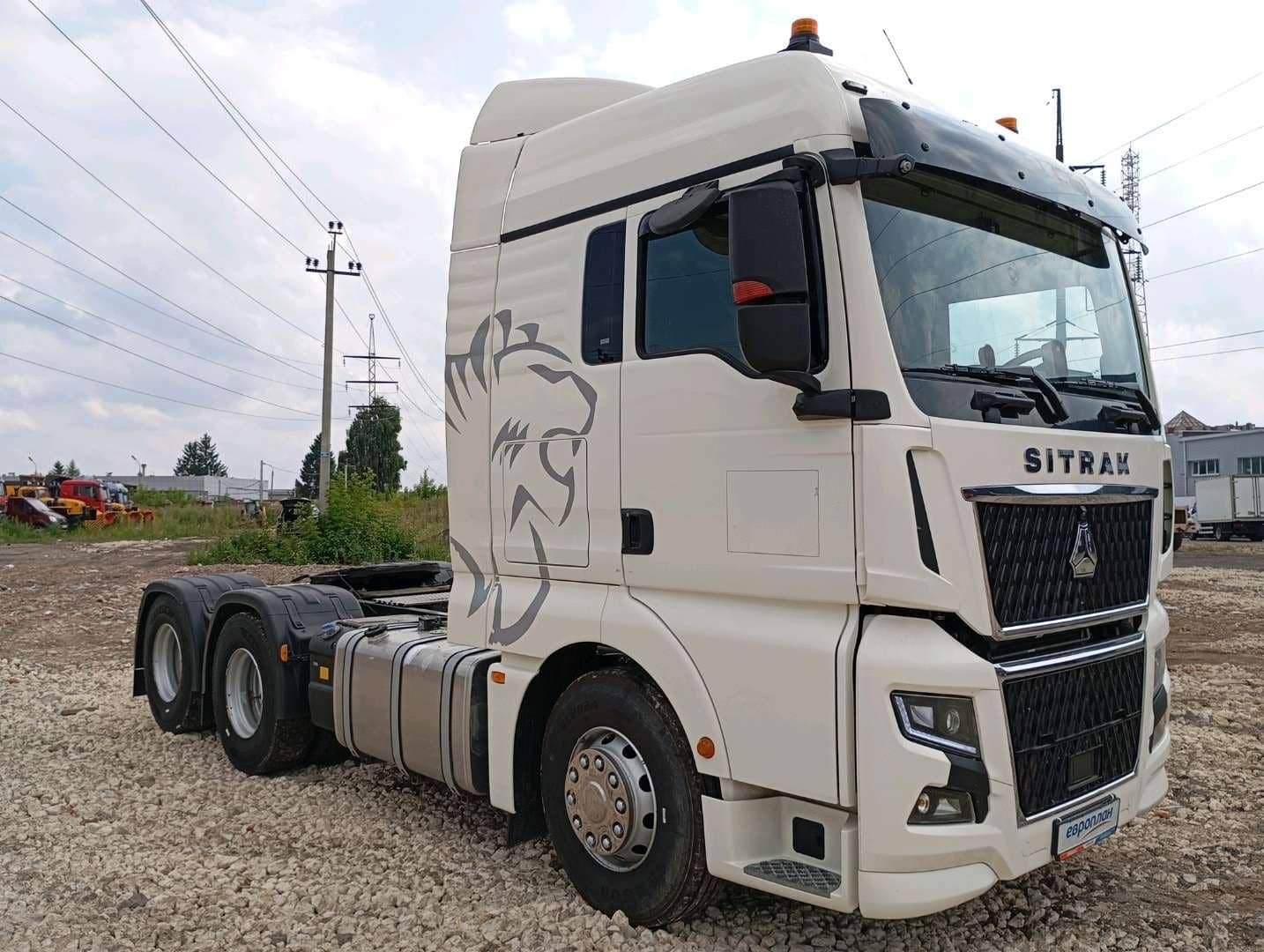 Sitrak С7Н MAX 6×4 ZZ4256V364HE,  258 210 км, 2023 года в лизинг