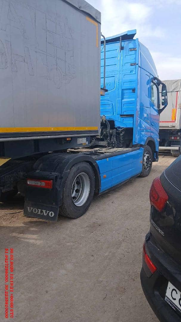 Volvo FH 460 4x2 (FH Globetrotter),  617 109 км, 2021 года в лизинг
