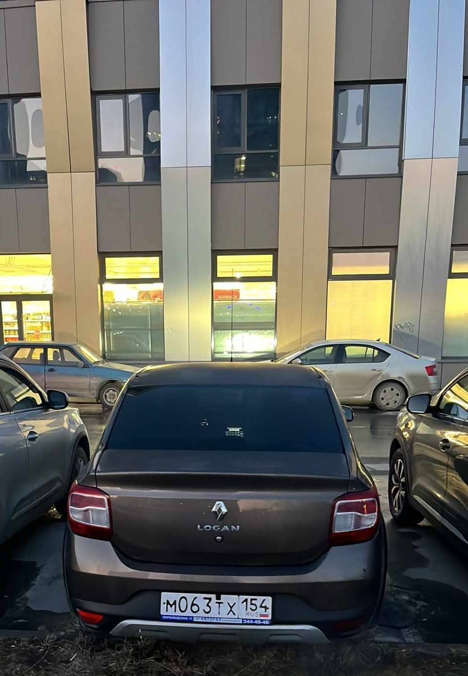 Renault Logan Stepway,  116 054 км, 2021 года