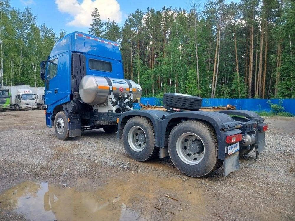 HONGYAN CQ4187HD12381T LNG,  4 405 км, 2023 года в лизинг