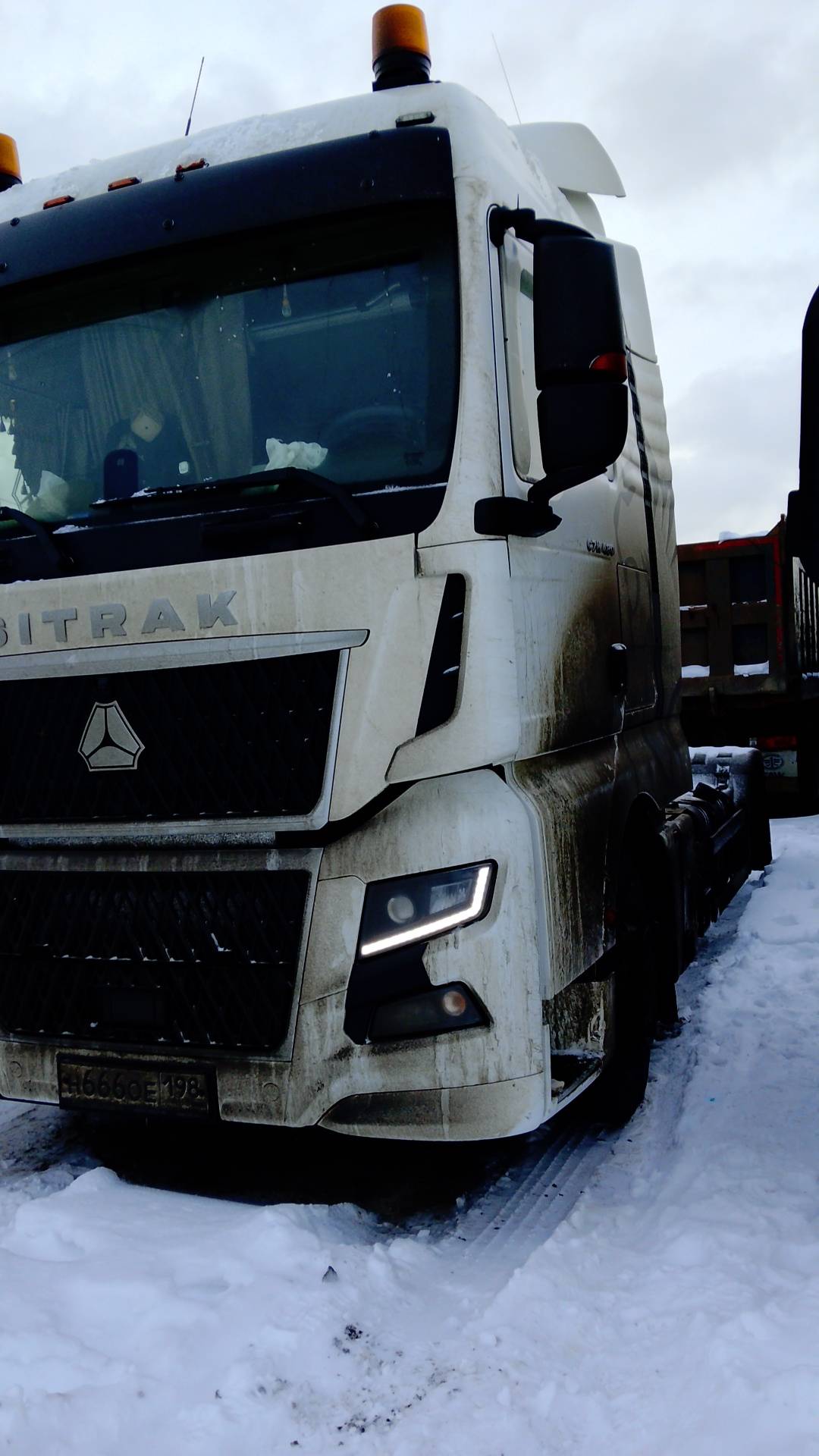 Sitrak C7H MAX ZZ4186V391HE,  221 750 км, 2023 года в лизинг