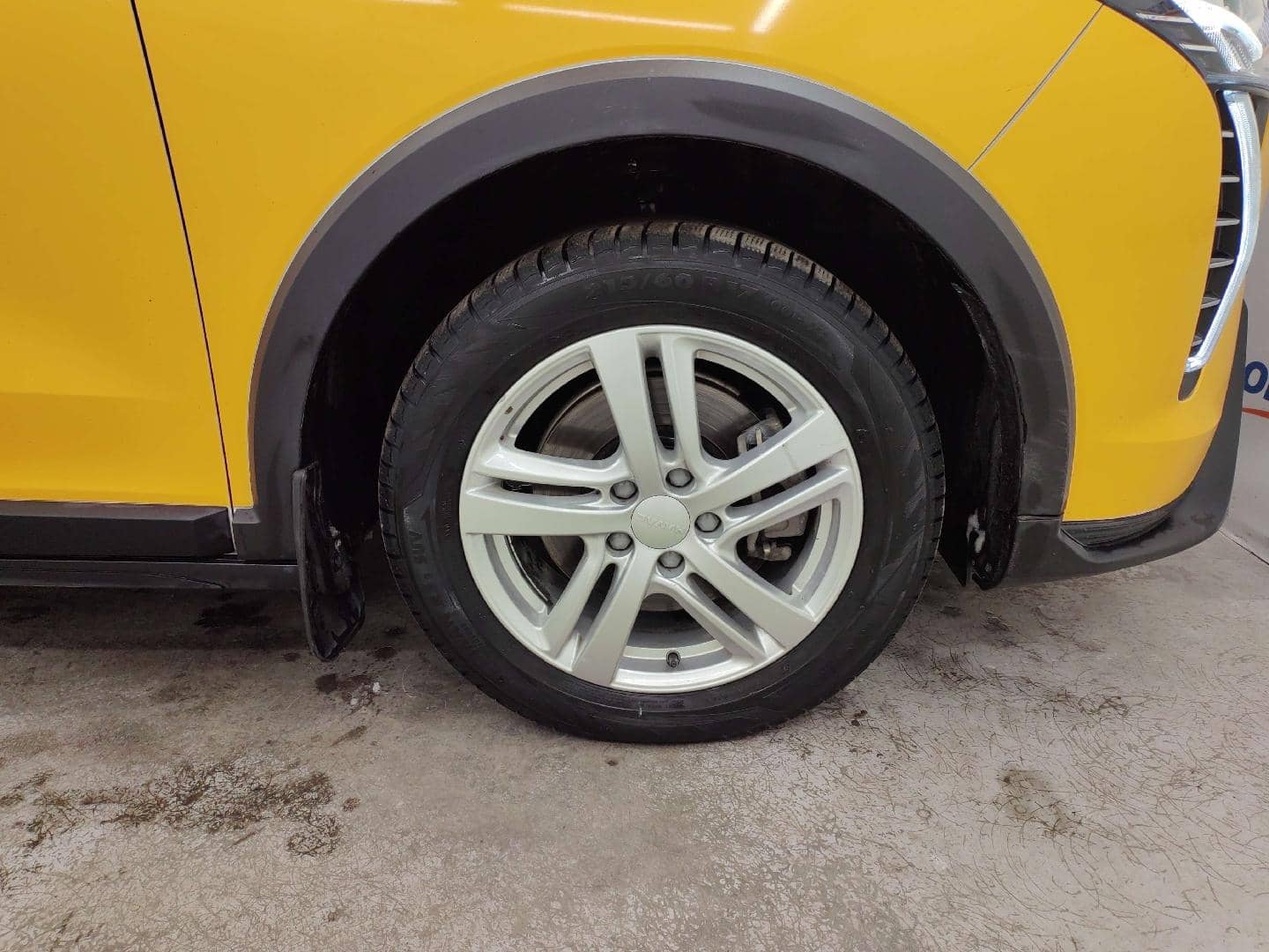 Haval Jolion,  119 000 км, 2024 года в лизинг