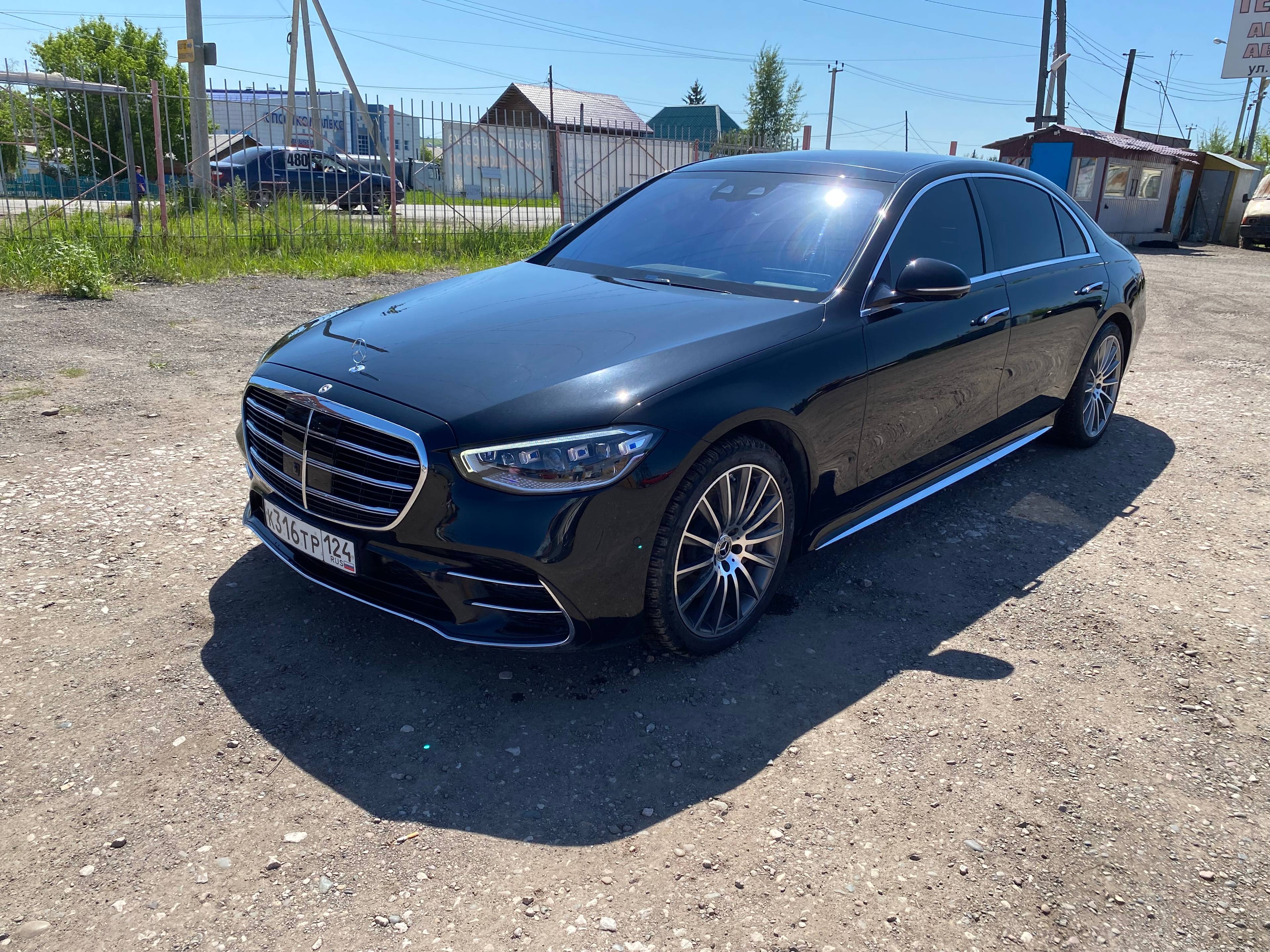 Mercedes-Benz S седан