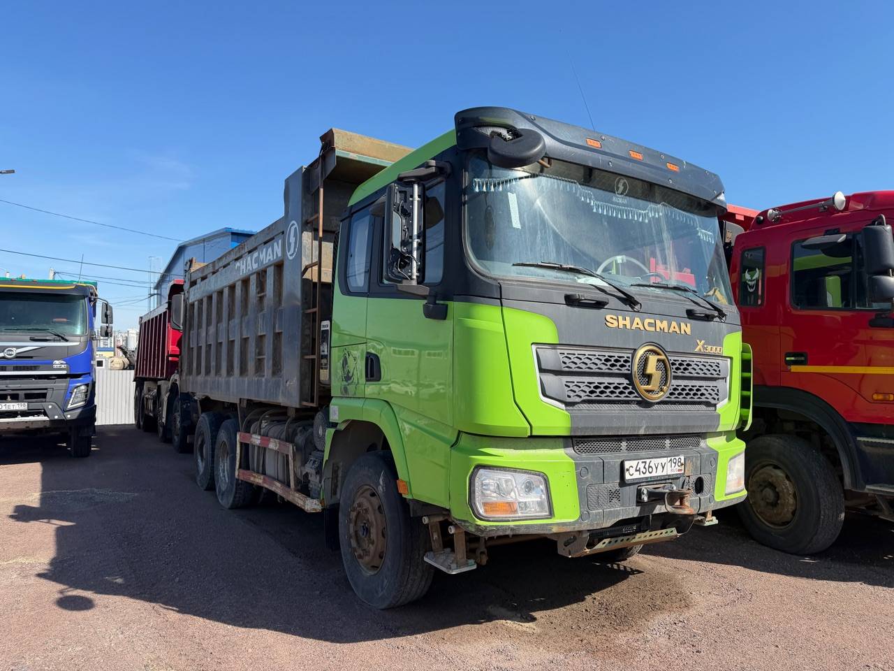 Shacman SX32586T384C,  158 428 км, 2022 года