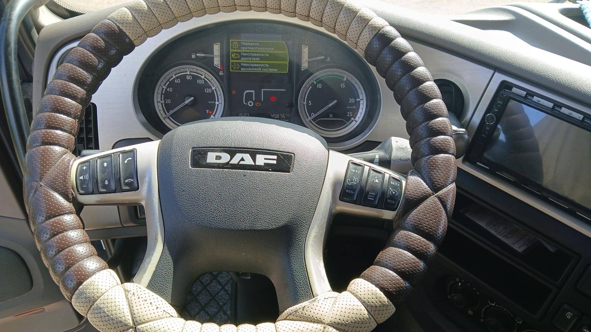 DAF XF 460 FT 4x2,  919 773 км, 2016 года в лизинг
