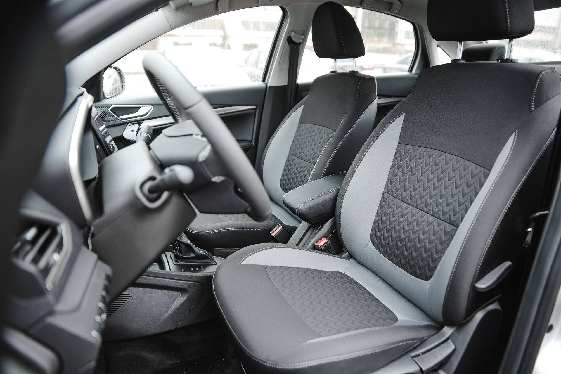 Lada Vesta седан Enjoy 24 1.8 122hp AT