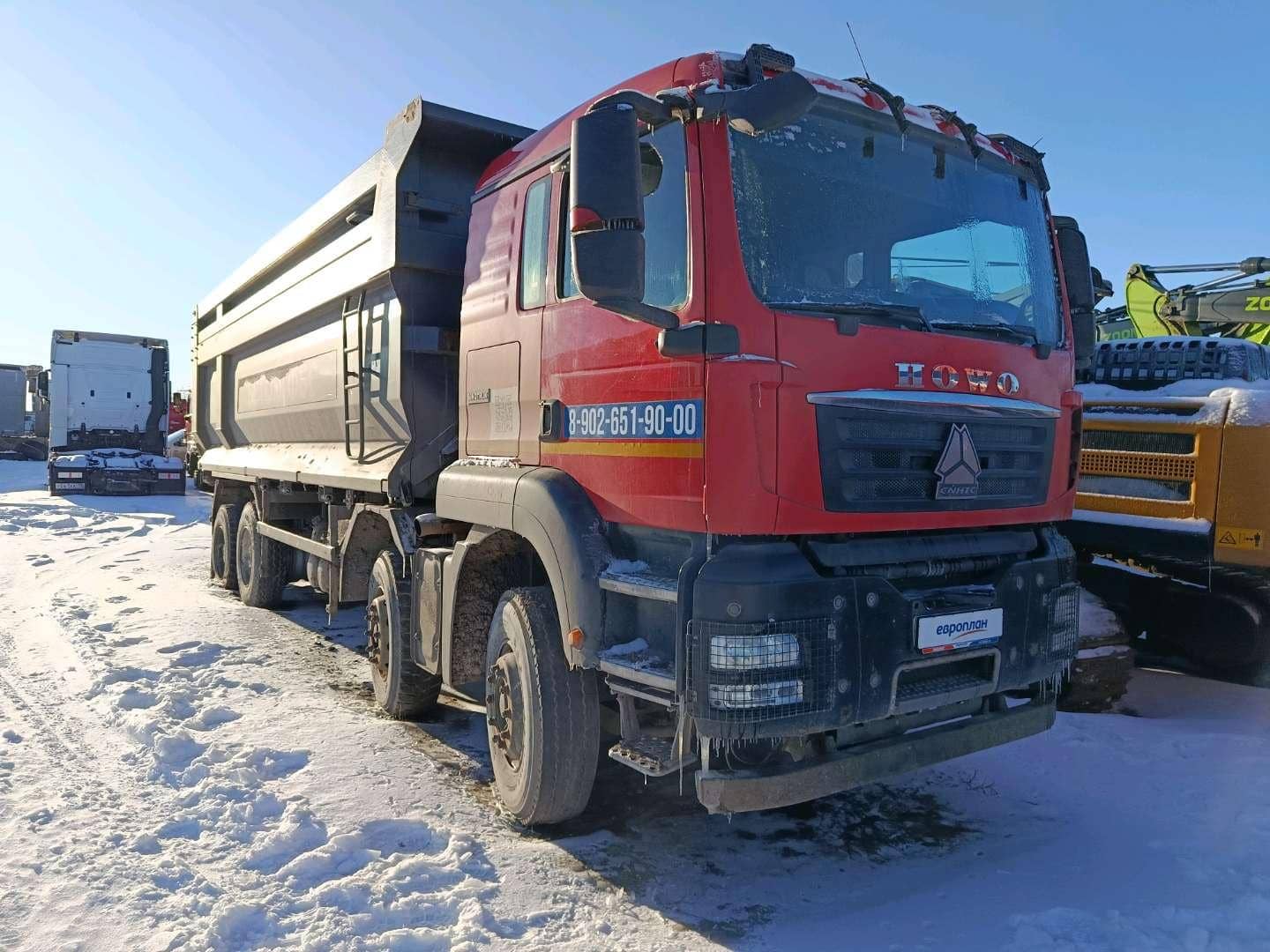 HOWO ZZ3317V386GE1 8х4,  499 334 км, 2023 года в лизинг