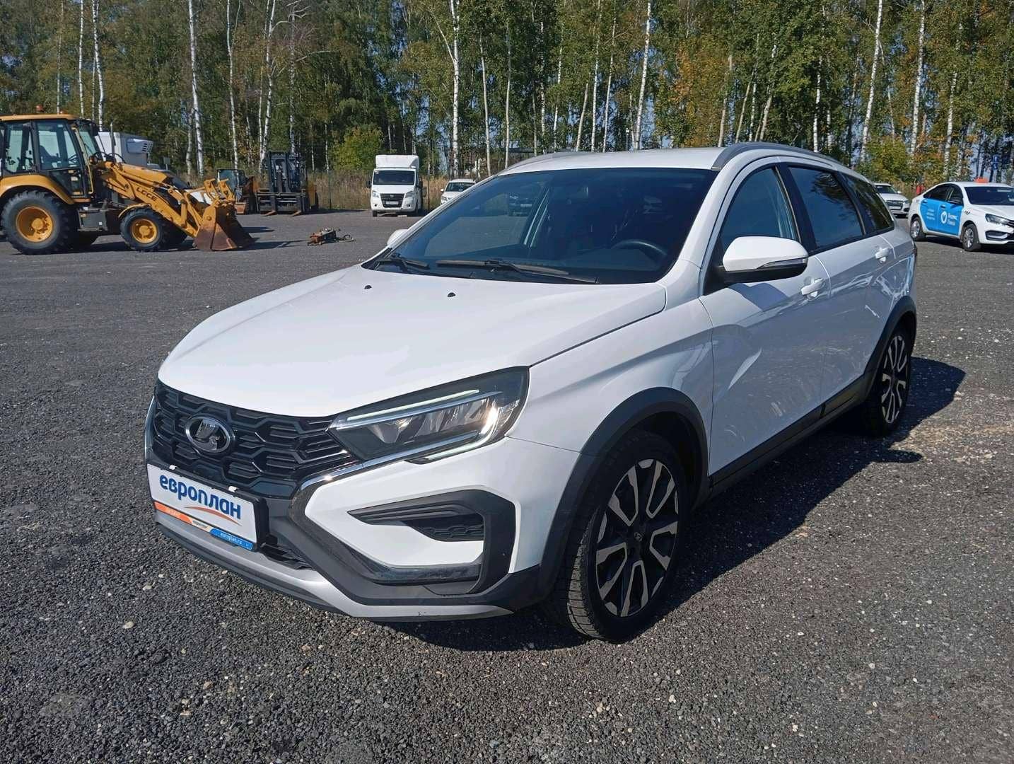 Lada Vesta универсал Кросс,  46 185 км, 2024 года в лизинг