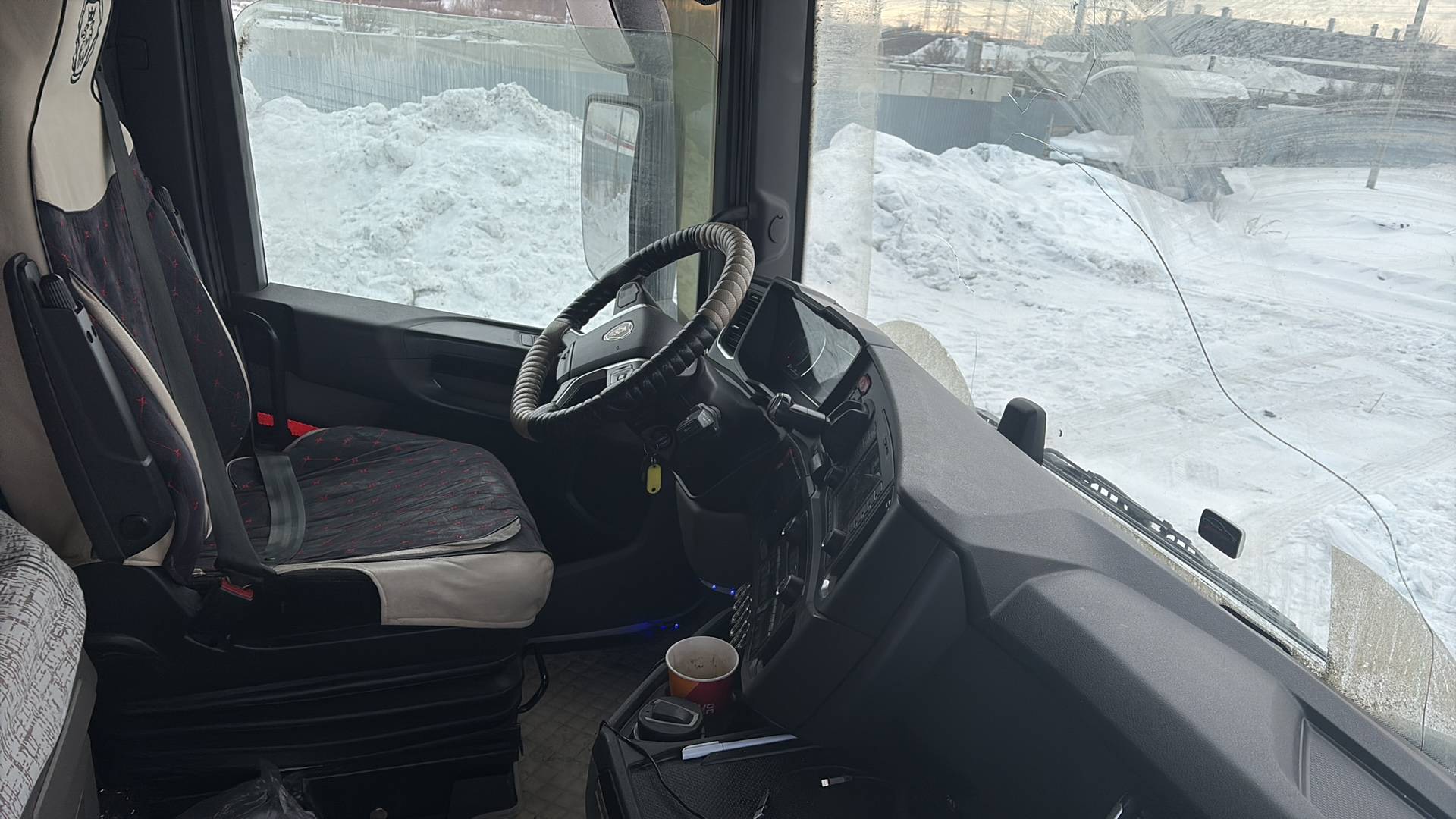 SCANIA S 450 A4x2NA,  677 248 км, 2021 года в лизинг