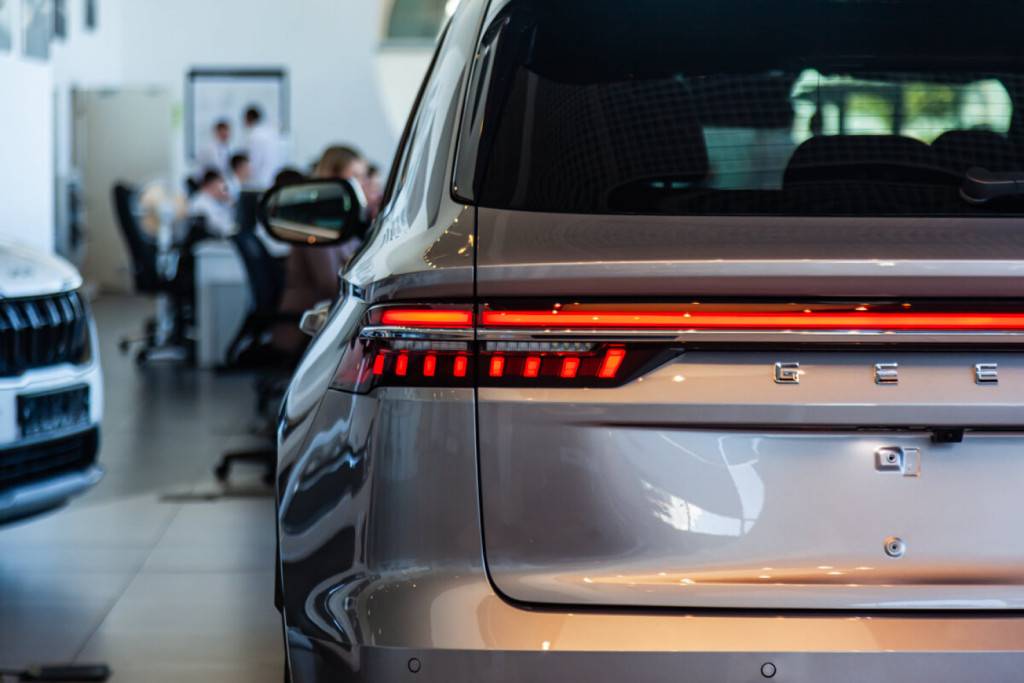 Geely Monjaro Flagship SE 2.0T (238 hp) 8AT 4WD