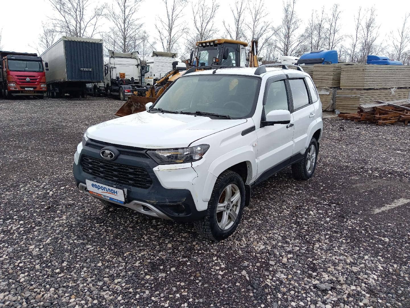 Lada Niva Travel