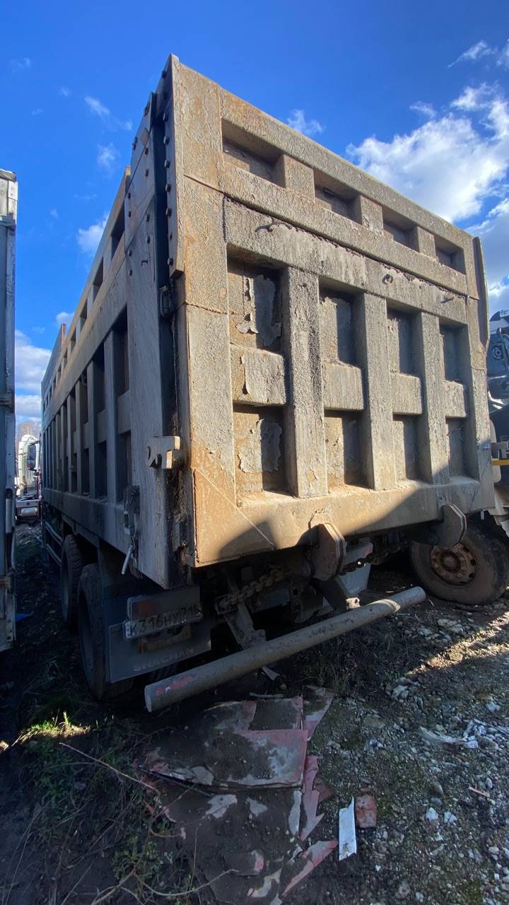 Shacman SX33186V366,  143 897 км, 2022 года