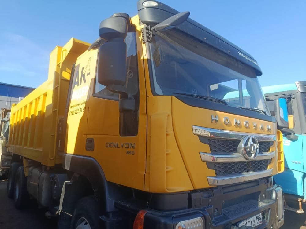 HONGYAN CQ3346HV35,  61 289 км, 2022 года в лизинг