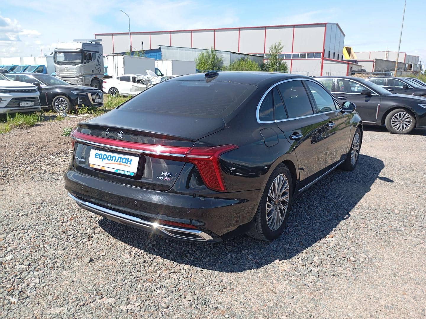 Hongqi H5,  163 196 км, 2024 года в лизинг