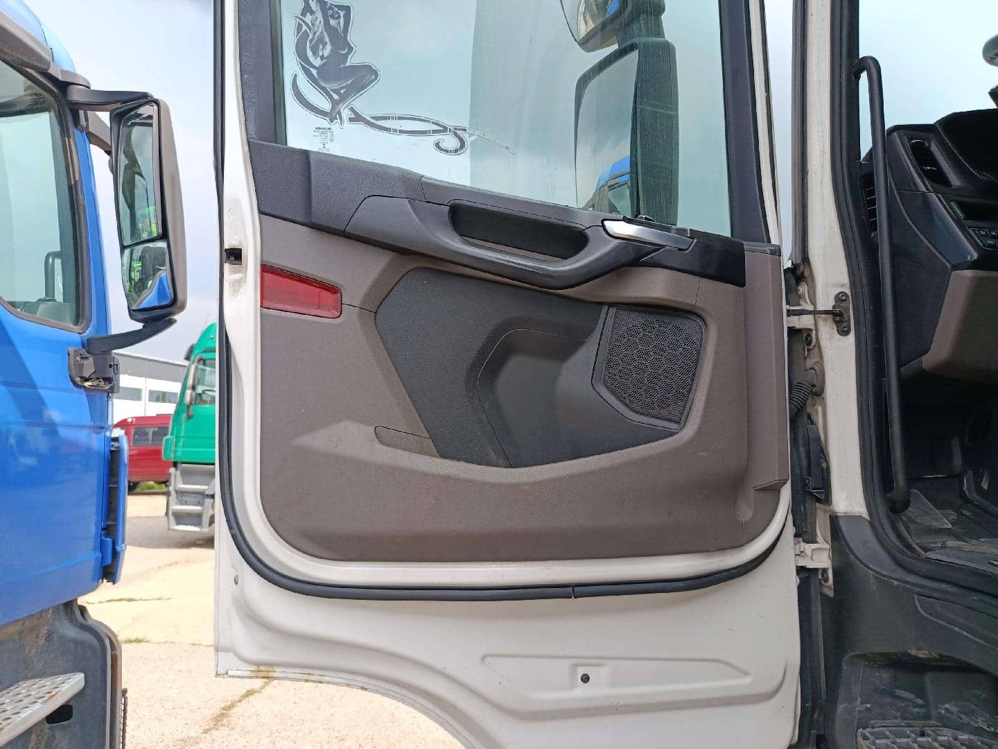 SCANIA R 440 A4x2NA (Highline),  1 127 962 км, 2019 года в лизинг