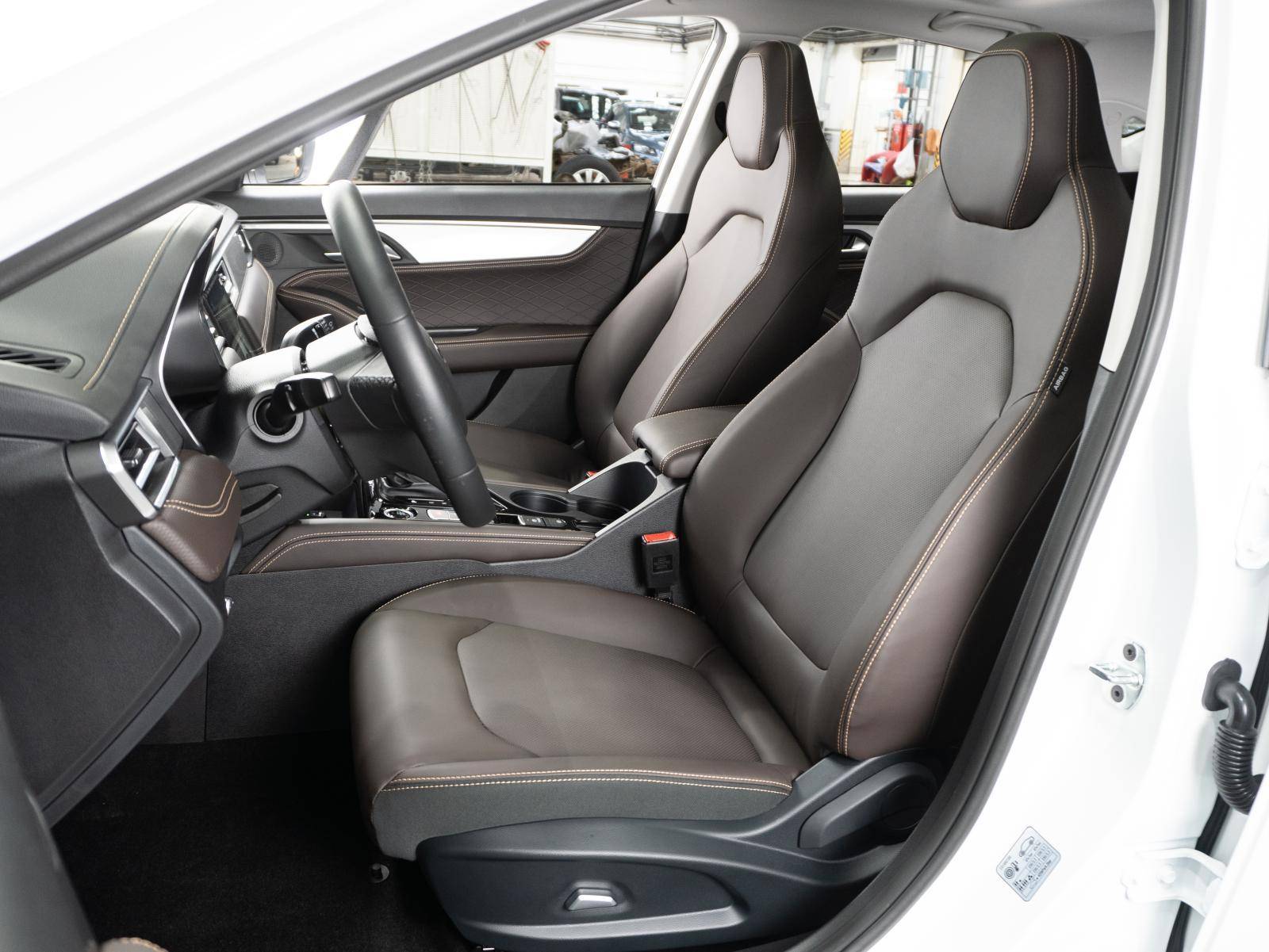 JAC J7 1.5 T CVT luxury