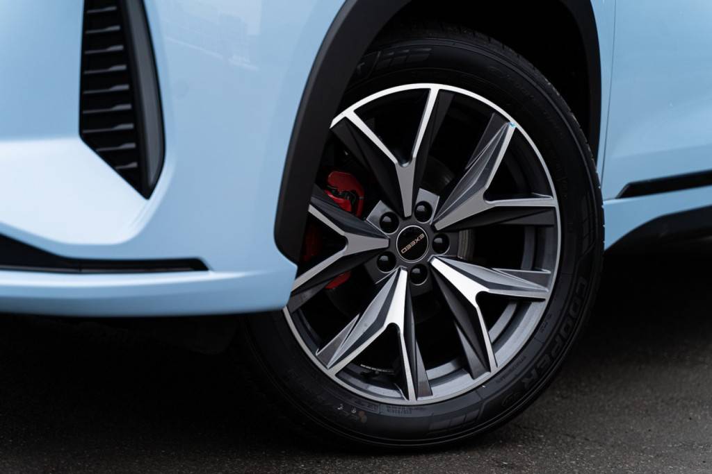 EXEED LX Premium 1.6T 7DCT