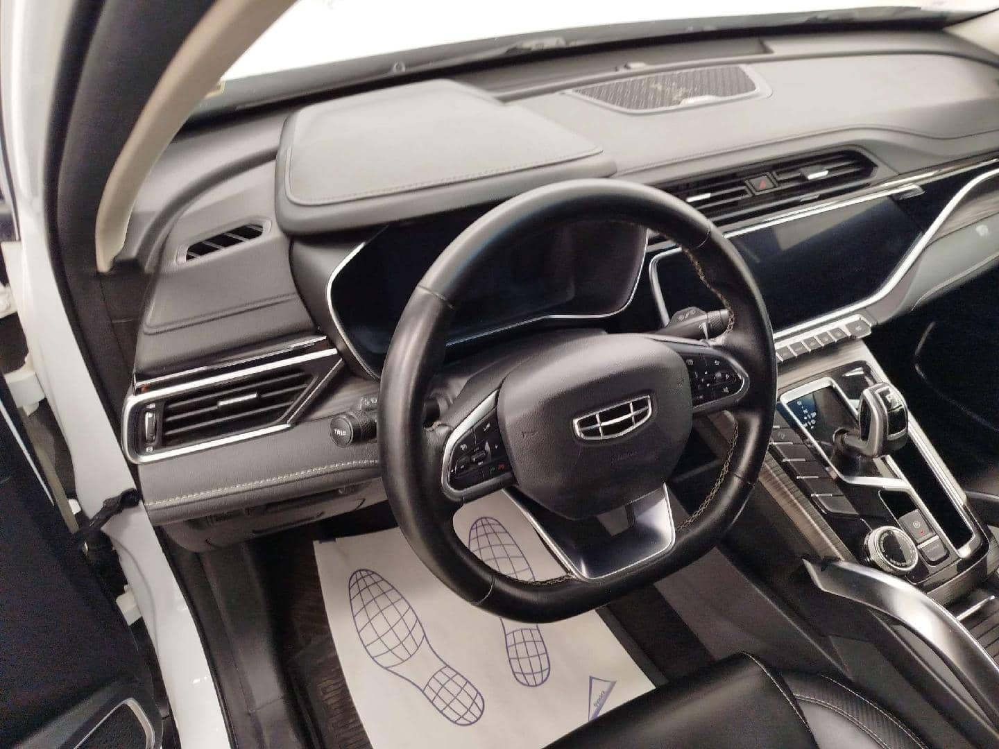 Geely Atlas Pro,  287 931 км, 2022 года в лизинг