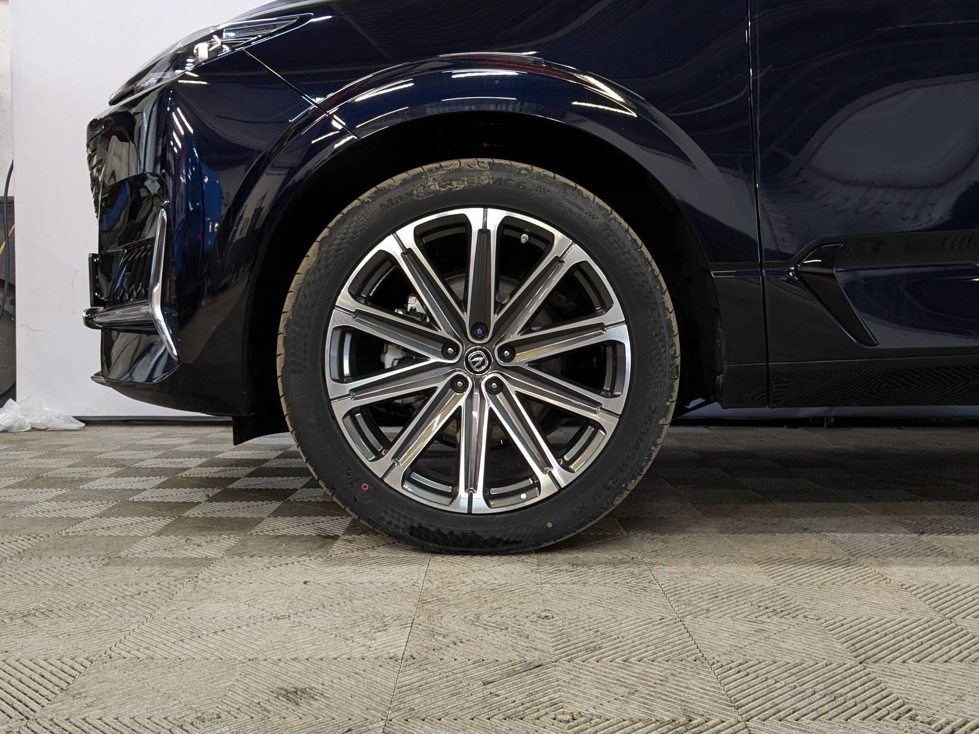 Changan Uni-K Tech 2.0 8AT AWD