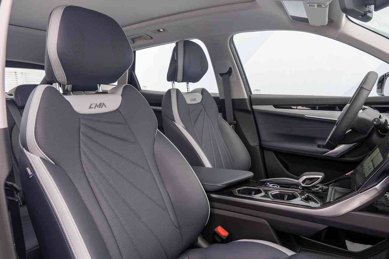 Geely Atlas Flagship 2.0T 8AT 4WD