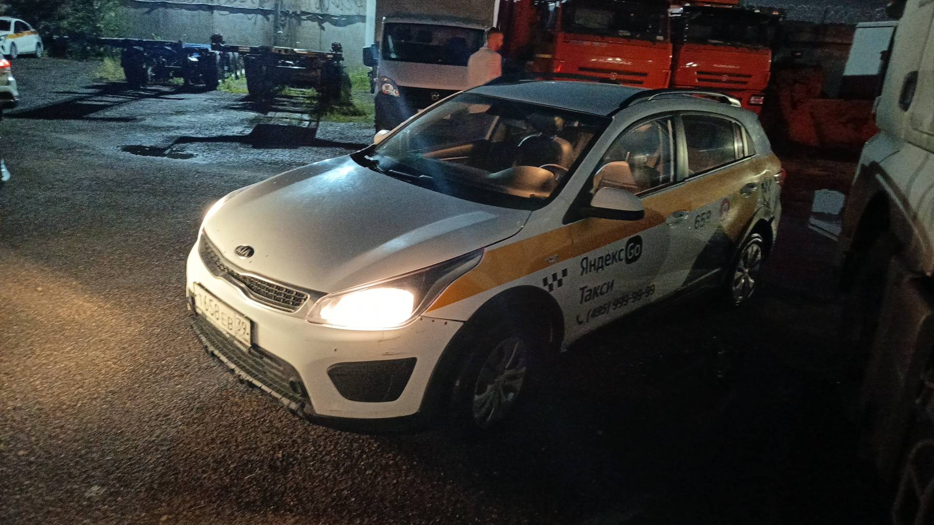 KIA Rio X-Line,  335 657 км, 2019 года в лизинг