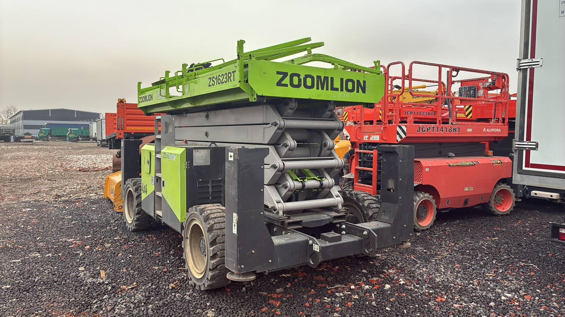 Zoomlion ZS1623RT ножничный подъемник самоходный, 2022 года в лизинг