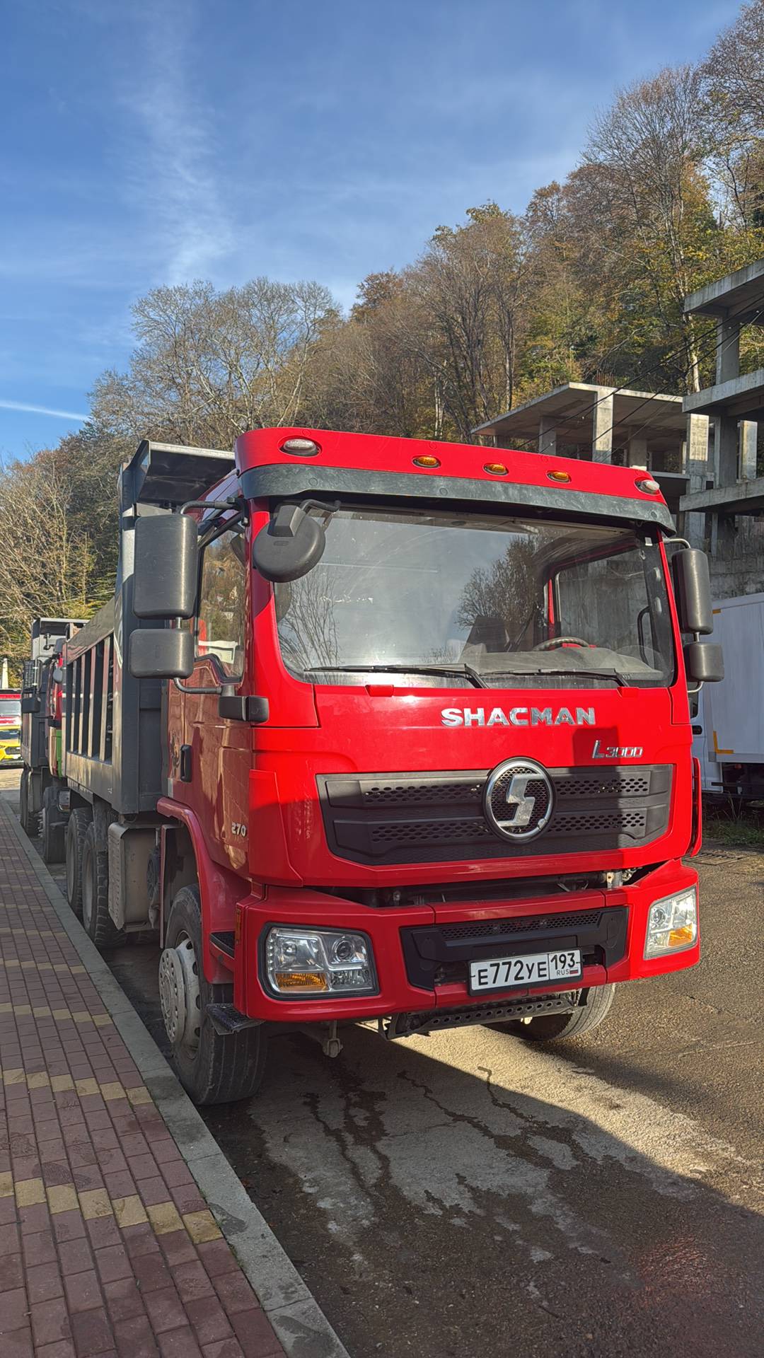 Shacman SX32488L344C,  74 811 км, 2024 года в лизинг