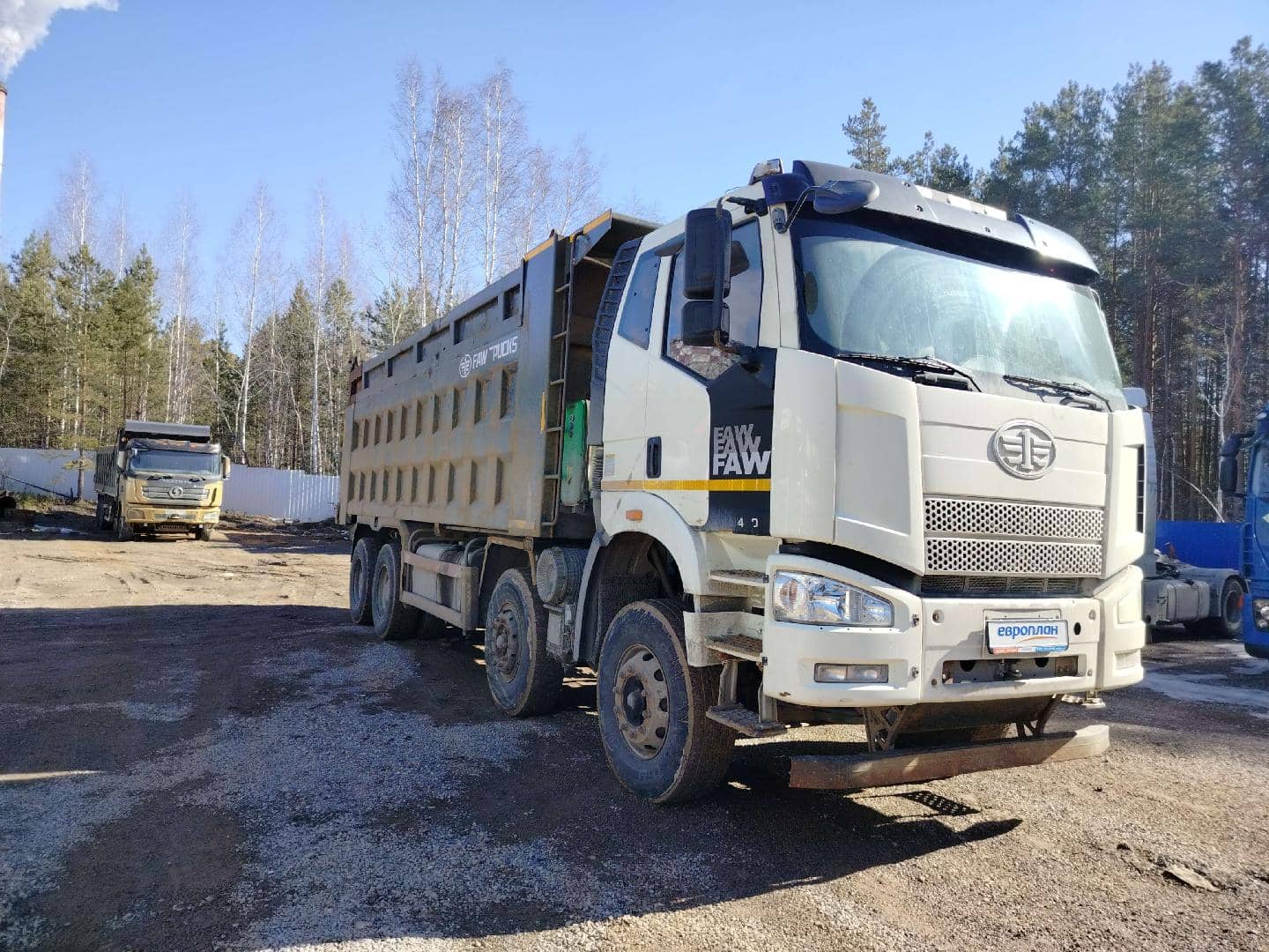 FAW CA3310P66K24T4E5 8х4,  141 974 км, 2023 года в лизинг