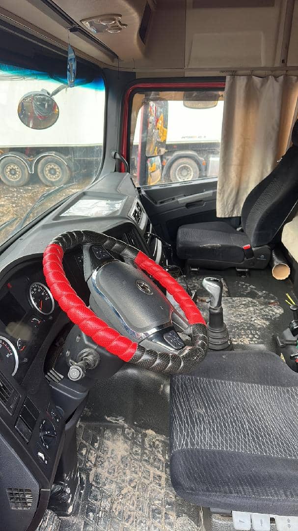 Shacman SX42566V324,  271 000 км, 2022 года в лизинг